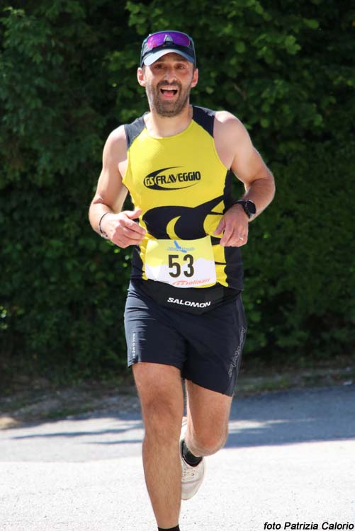 32-maino-nicola